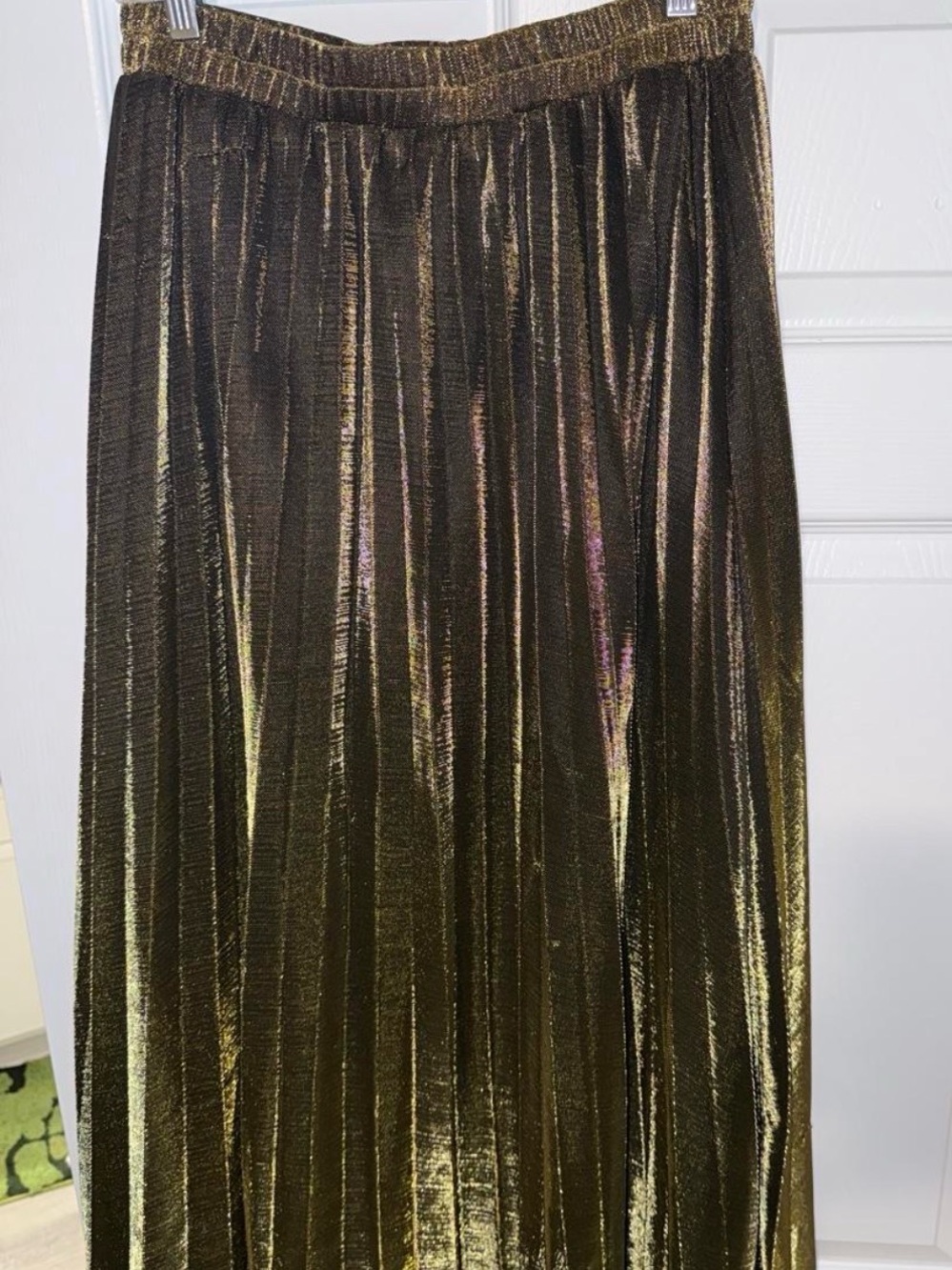 Metallic Pleated Maxi Skirt - Gold